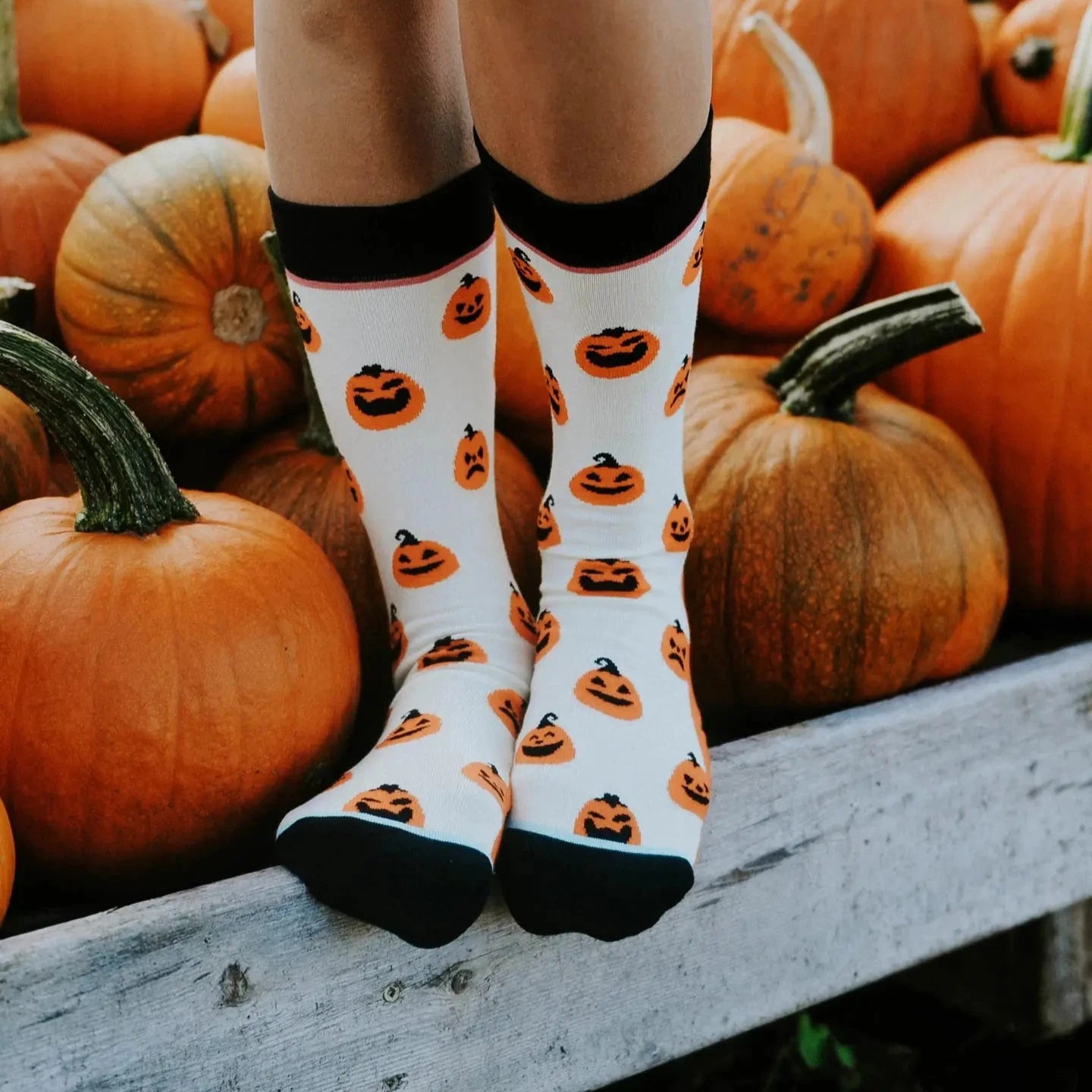 Women's Halloween Pumpkin Socks - Jack-o-Lantern Socks